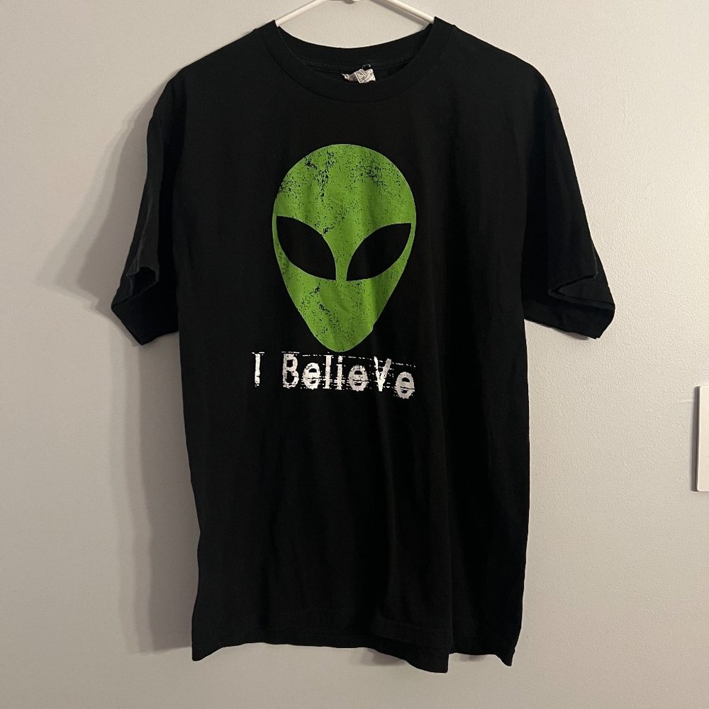 Alstyle "I Believe" Alien T-Shirt